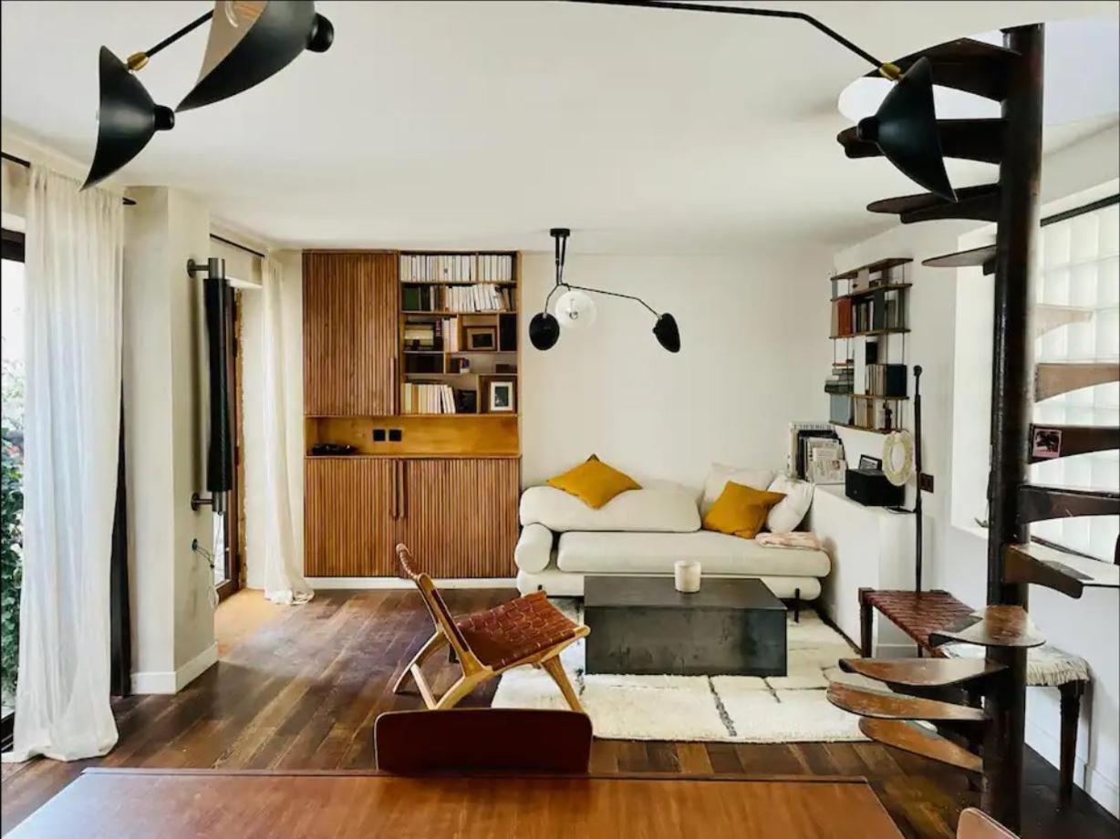 Small Architect'S House Pantin Exterior photo